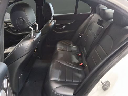 Used 2019 Mercedes-Benz C 300 4MATIC Sedan image 28