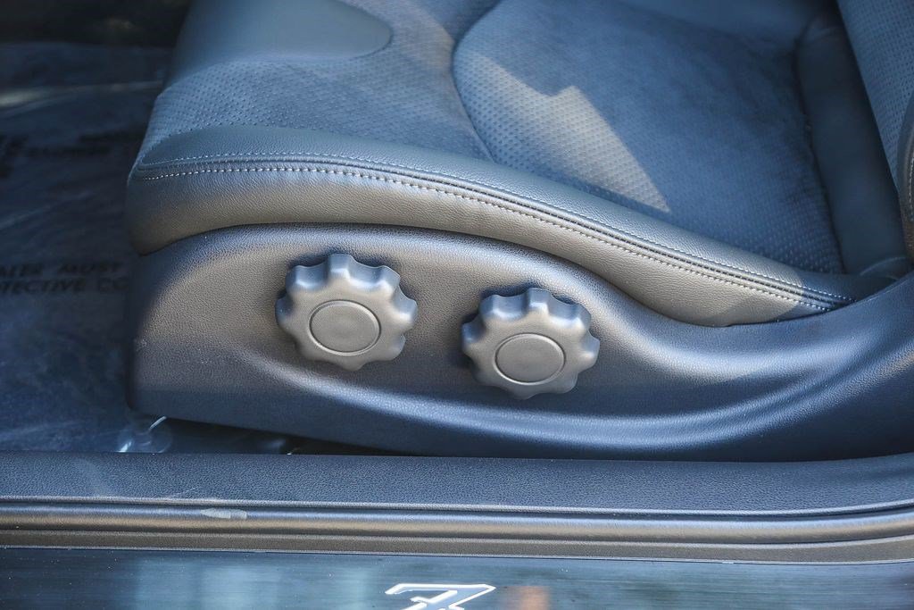 New 2026 Nissan Z Performance w/ Floor Mat Package RWD image 18