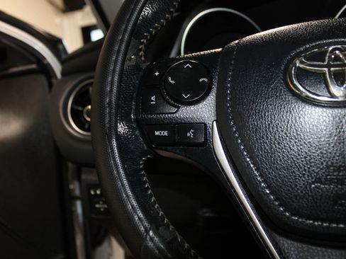 Used 2017 Toyota Corolla iM FWD image 19