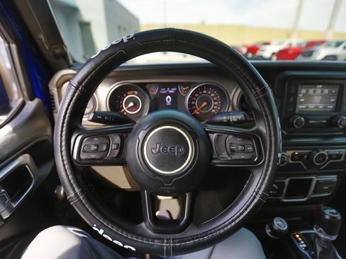 Used 2018 Jeep Wrangler Unlimited Sport image 6