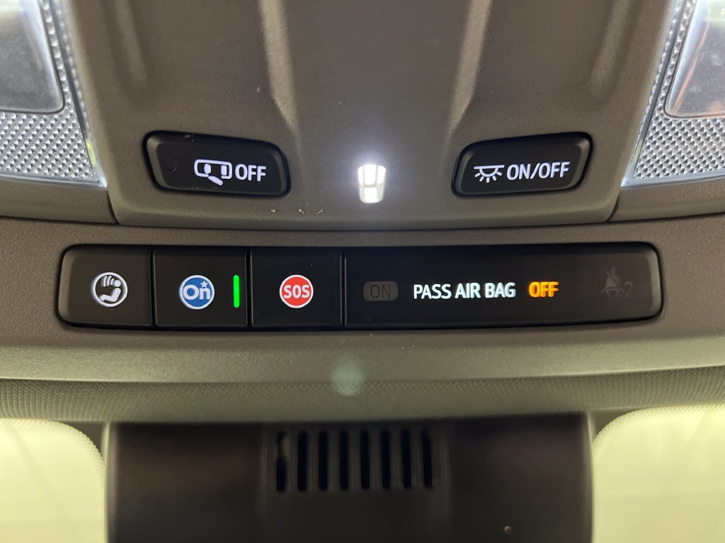 Used 2024 Chevrolet Silverado 1500 RST AWD/4WD image 63