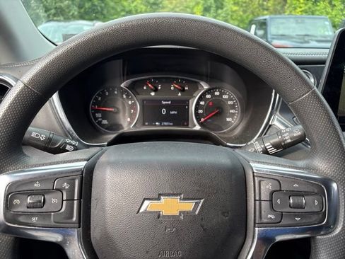Used 2024 Chevrolet Blazer LT w/ Convenience Package AWD/4WD image 19