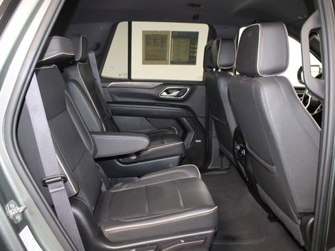 Used 2023 Chevrolet Tahoe Premier RWD image 32