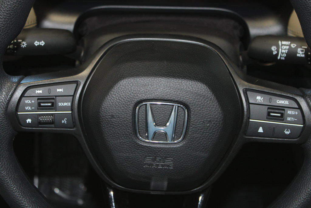 Used 2024 Honda HR-V LX image 12