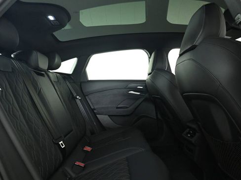 New 2025 Audi S6 e-tron Premium Plus image 16