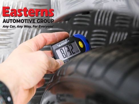 Used 2023 BMW 330e w/ M Sport Package RWD image 29