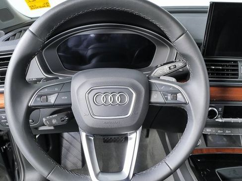 Used 2022 Audi Q5 2.0T Premium Plus w/ Premium Plus Package image 9