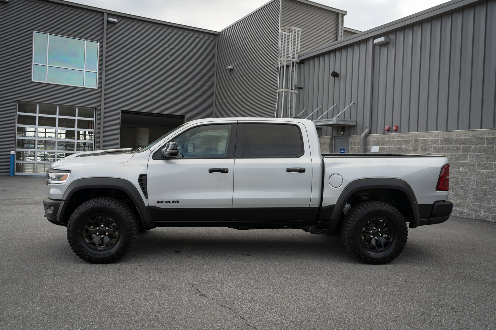 New 2026 RAM 1500 RHO w/ RHO Level 1 Equipment Group AWD/4WD image 14