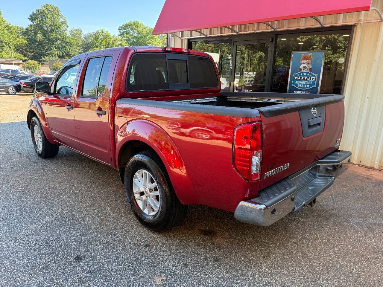 Used 2017 Nissan Frontier SV w/ SV Value Truck Package RWD image 6