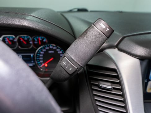 Used 2019 GMC Yukon SLT image 29