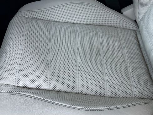 Used 2026 Mercedes-Benz GLS 450 4MATIC image 25