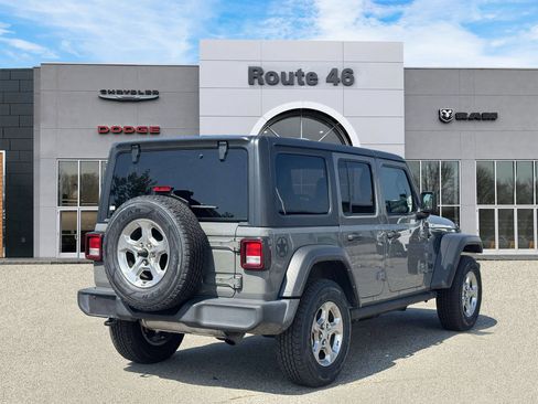 Used 2021 Jeep Wrangler Unlimited Sport AWD/4WD image 5