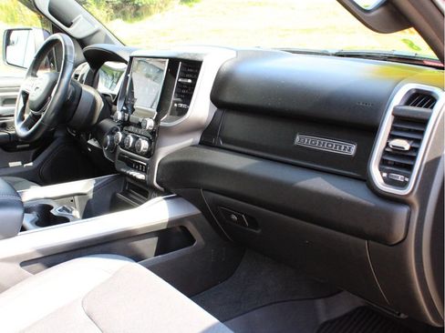 Used 2021 RAM 1500 Big Horn AWD/4WD image 24