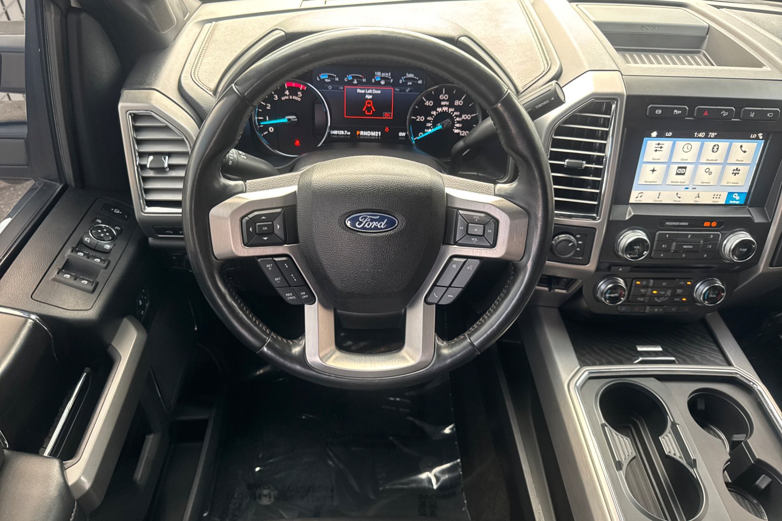 Used 2018 Ford F350 Platinum w/ Platinum Ultimate Package AWD/4WD image 14