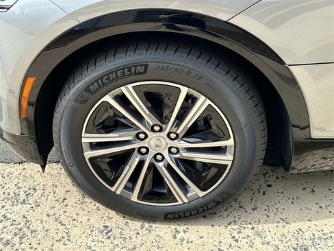 New 2025 Cadillac Lyriq Luxury image 7