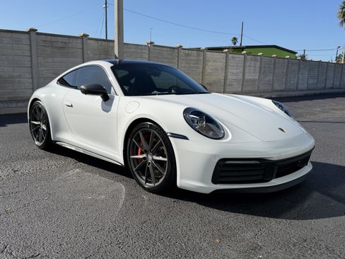 Certified 2024 Porsche 911 Carrera T image 8