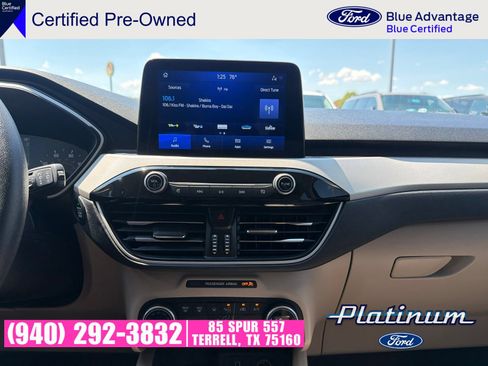 Used 2020 Ford Escape SE FWD image 18