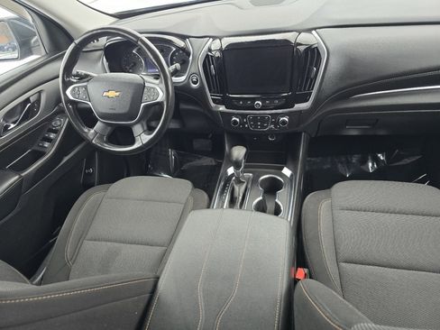 Used 2021 Chevrolet Traverse LT image 21