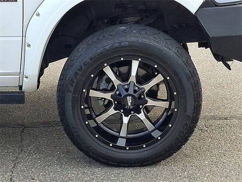 Used 2019 RAM 1500 Classic SLT image 28