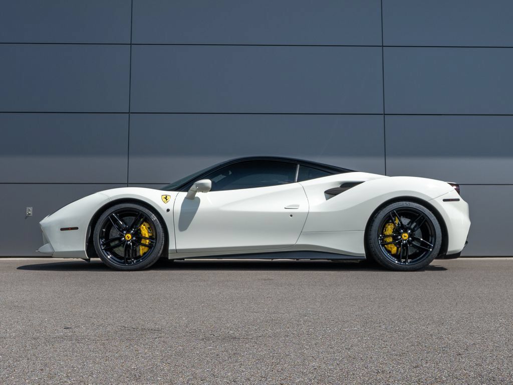 Certified 2018 Ferrari 488 GTB RWD image 10