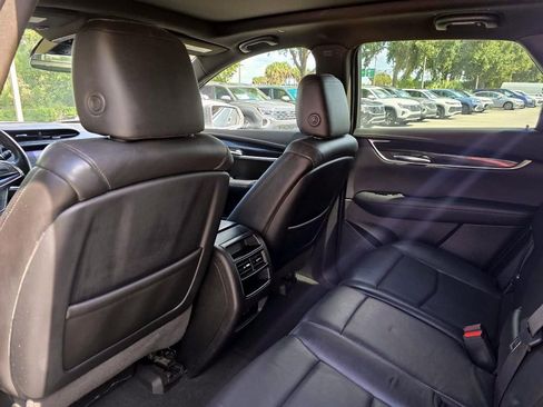 Used 2020 Cadillac XT5 Premium Luxury FWD image 14