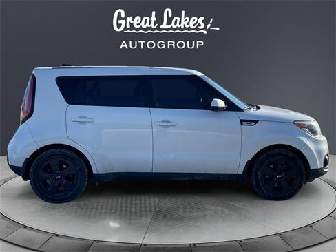 Used 2019 Kia Soul image 6