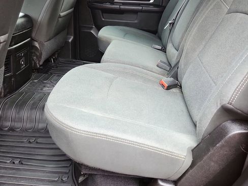 Used 2021 RAM 1500 Classic Warlock image 9