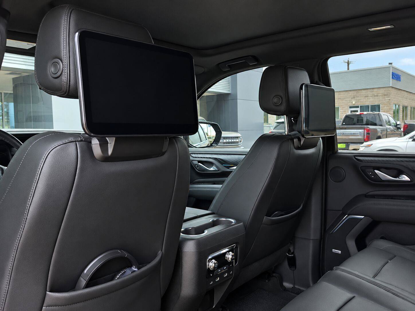Used 2024 GMC Yukon Denali w/ Max Trailering Package RWD image 37