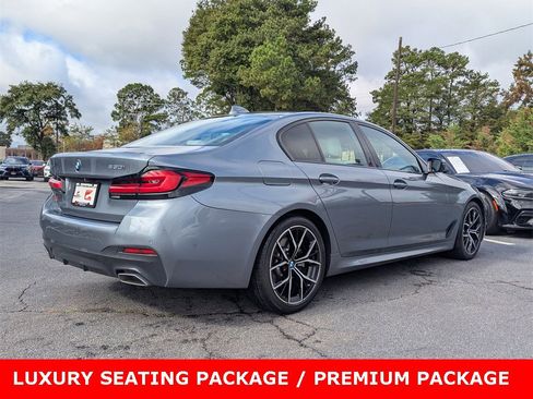 Used 2022 BMW 530i xDrive w/ M Sport Package image 4