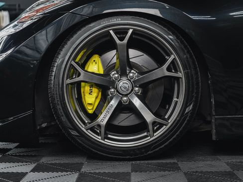 Used 2013 Nissan 370Z NISMO image 13