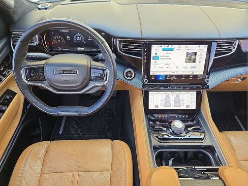 Used 2023 Jeep Grand Wagoneer Series III w/ Rear Seat Video Group 1 image 18