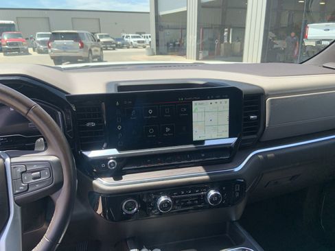 Certified 2023 GMC Sierra 1500 SLT w/ SLT Convenience Package RWD image 19