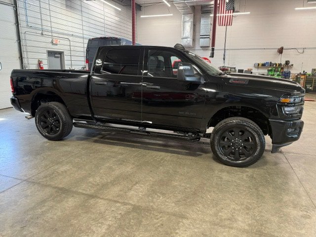 Used 2025 RAM 2500 Big Horn AWD/4WD image 6