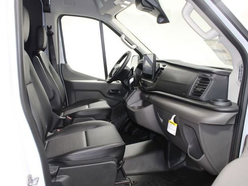 New 2026 Ford Transit 250 148 Medium Roof w/ Load Area Protection Package RWD image 22