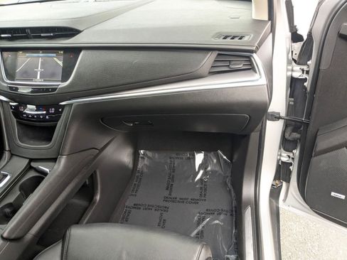 Used 2019 Cadillac XT5 Luxury FWD image 24
