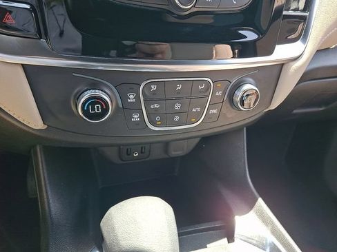 Used 2023 Chevrolet Traverse LS w/ Safety Package FWD image 17