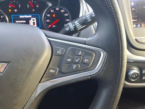 Used 2022 Chevrolet Equinox LS w/ LS Convenience Package image 37