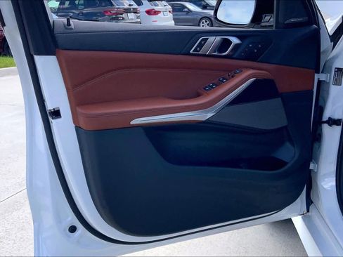 Used 2023 BMW X5 sDrive40i w/ Executive Package image 25