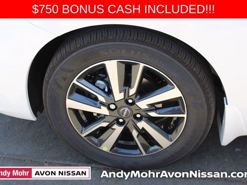 New 2025 Nissan Versa SV w/ Trunk Package image 6