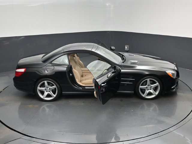 Used 2016 Mercedes-Benz SL 400 w/ Premium I Package image 18