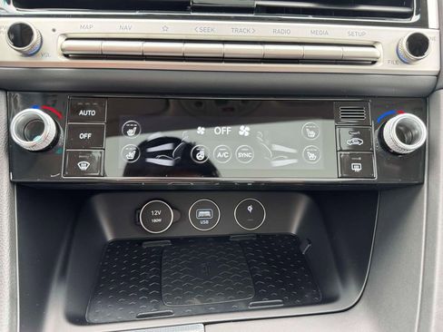 New 2026 Genesis G70 2.5T Prestige image 27