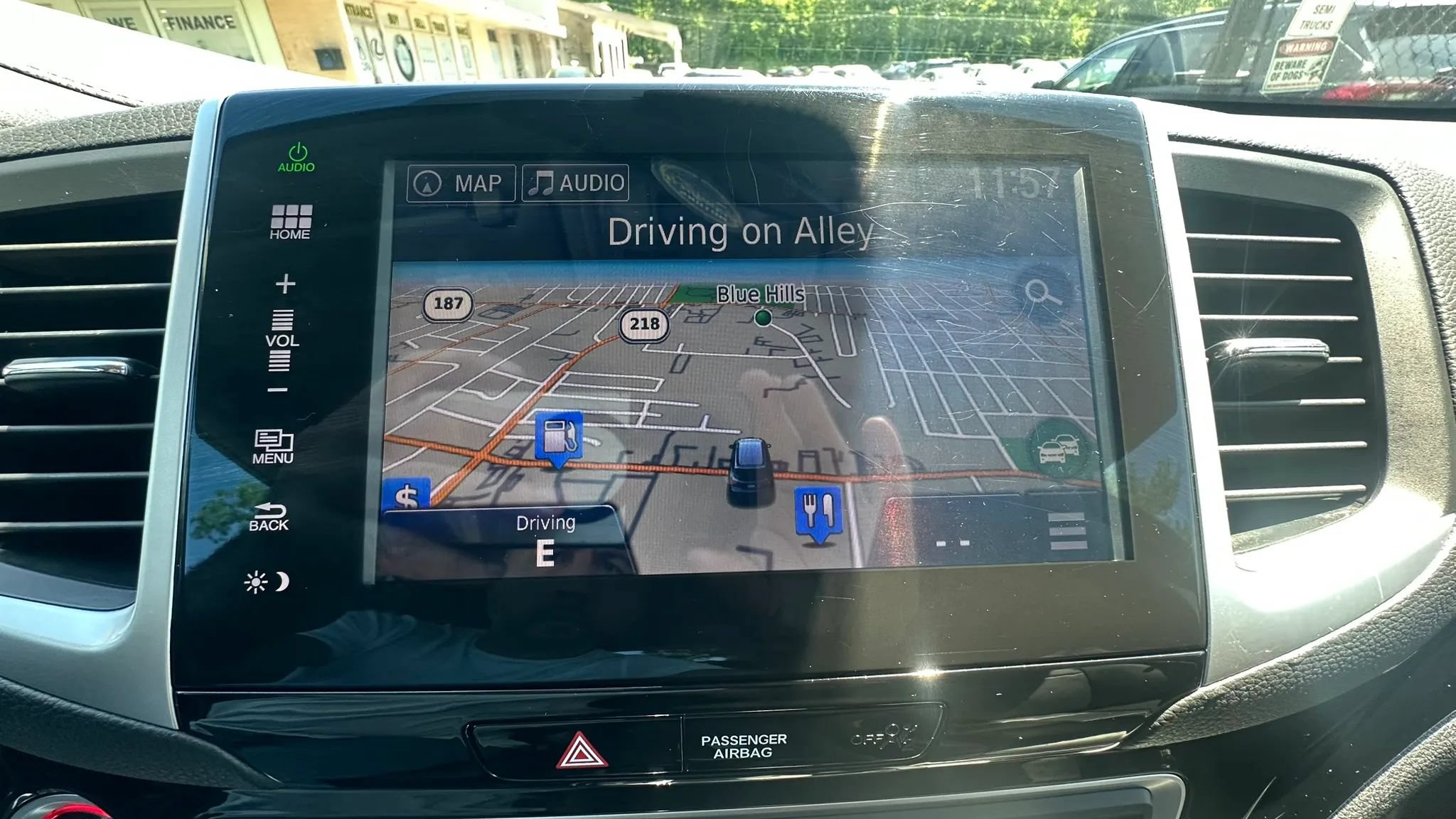 Used 2016 Honda Pilot Touring image 17