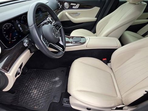 Used 2021 Mercedes-Benz E 350 4MATIC Sedan image 6