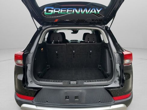 Used 2022 Chevrolet TrailBlazer LT w/ Convenience Package image 28