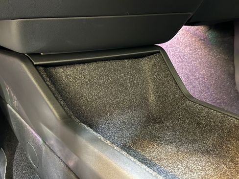 New 2026 Cadillac Optiq Sport 1 image 34