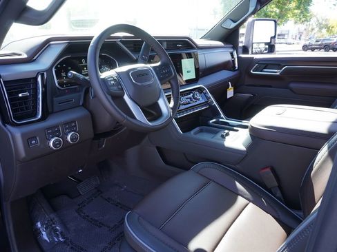 New 2026 GMC Sierra 2500 Denali w/ Max Trailering Package image 17