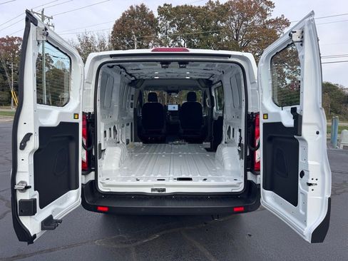 New 2026 Ford Transit 150 Low Roof image 32