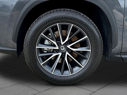 Used 2024 Lexus NX 250 FWD image 11