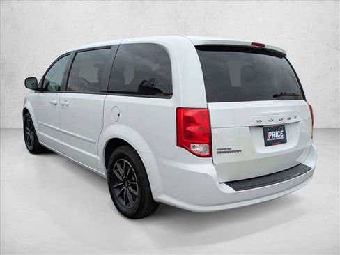 Used 2016 Dodge Grand Caravan SXT image 8