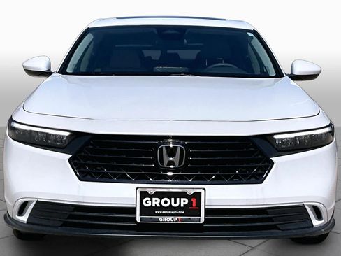 Used 2024 Honda Accord EX image 4
